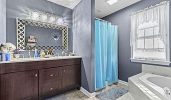 8290 WOODBINE Rd, Airville, PA 17302