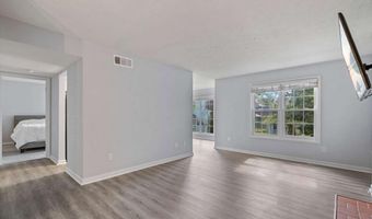 104 Glenleaf, Peachtree Corners, GA 30092