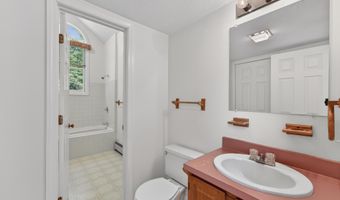 333 Longfellow Dr 33, Bethlehem, NH 03574