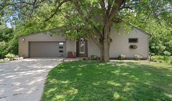 2006 11th Ave NE, Austin, MN 55912