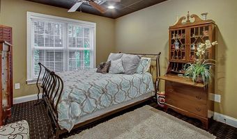 1949 Horse Carriage Ln, Asheboro, NC 27205