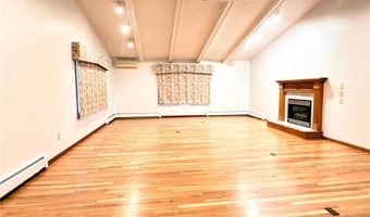 14633 7th Ave NW, Andover, MN 55304