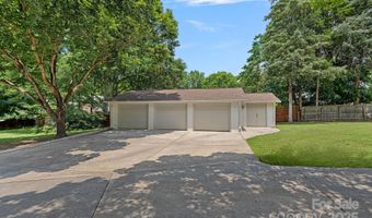 4209 Windwood Cir, Charlotte, NC 28226