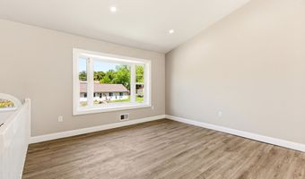 4 Silversmith Ct, Barnegat, NJ 08005