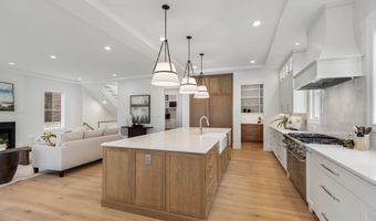 629 N LINCOLN St N, Arlington, VA 22201