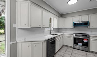 9633 Blom Blvd, Shreveport, LA 71118