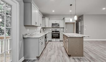 932 Friendly Cir, Asheboro, NC 27205