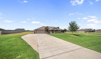7243 Veal Station Rd, Weatherford, TX 76085