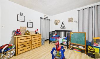 415 Linden Ln, Anderson, IN 46017