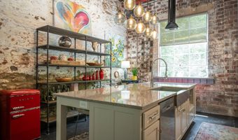 585 White Cir 32, Athens, GA 30605