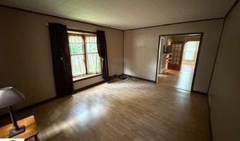 714 N Ct, Alma, MI 48801