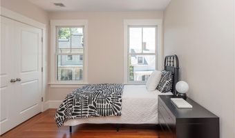 36 Bull St, Newport, RI 02840