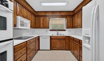 118 Canterbury Ct, Bartlesville, OK 74006
