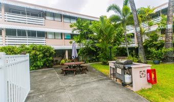 1330 Wilder Ave 212, Honolulu, HI 96822