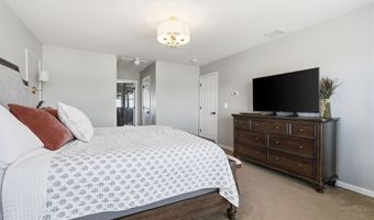 5 Tradewinds Ave, Barnegat, NJ 08005
