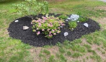 72 Golden Era Cir, Alfred, ME 04002