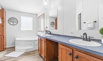 136 Spruce Ln, Bayfield, CO 81122