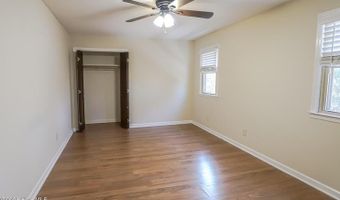 809 Houndslake Dr, Aiken, SC 29803