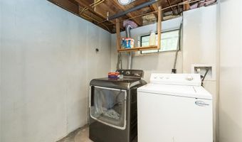 2390 Glenn Dr, Arnold, MO 63010