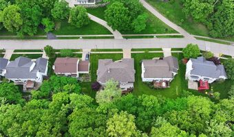 500 Terrington Dr, Ballwin, MO 63021