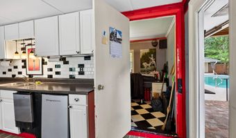 13239 Old Woolmarket Rd, Biloxi, MS 39532
