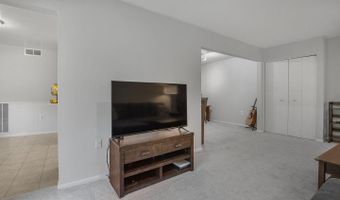878 COLLEGE Pkwy #103, Rockville, MD 20850