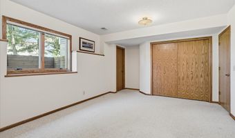 15077 Yellow Pine St NW, Andover, MN 55304