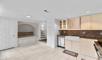 3341 DENT Pl NW, Washington, DC 20007