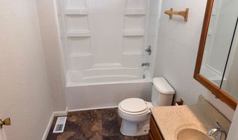 447 N Washington St, Casper, WY 82601