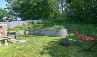 35 Cross St, Allenstown, NH 03275