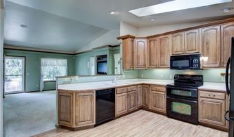 1108 Glades Dr, Altoona, WI 54720