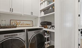 2 Tomlow Trce, Beaufort, SC 29906