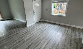 108 Jasper St, Aurora, MO 65605