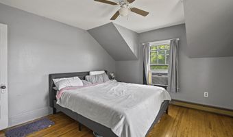 36 Vernon St, Auburn, ME 04210