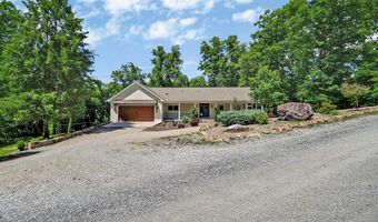 292 Crouch Branch Rd, Allardt, TN 38504
