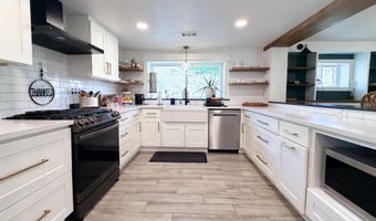333 CLARK Dr, Aztec, NM 87410