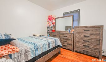 36 Benson Dr, Danbury, CT 06810