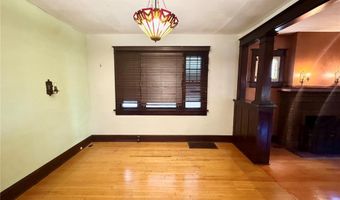 439 E 8th St, Alton, IL 62002