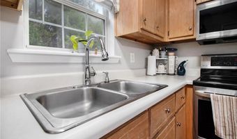 11 Jenna Dr, Aragon, GA 30104