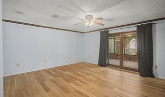 2186 Atkinson Rd, Biloxi, MS 39531