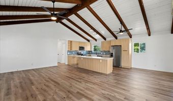 402 Auhana Rd, Kihei, HI 96753