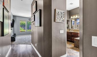 4303 S OREGON Ct, Chandler, AZ 85248