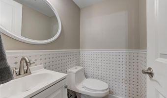 2632 N Brenda Ave, Bethany, OK 73008
