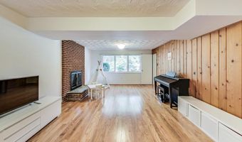 6515 E HALBERT Rd, Bethesda, MD 20817