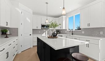 8511 JOSEPH St, Commerce Twp., MI 48382
