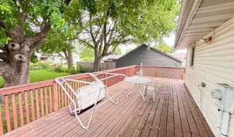 820 S 1st St, Albion, NE 68620