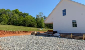 9009 Stonewall Rd, Appomattox, VA 24522
