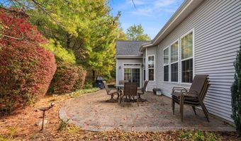 9 Spring Lake Ct, Barnegat, NJ 08005