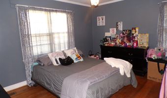 120 Bradley Ave, Bishopville, SC 29010
