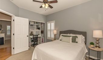 414 Arbor Glen Dr, Ballwin, MO 63021